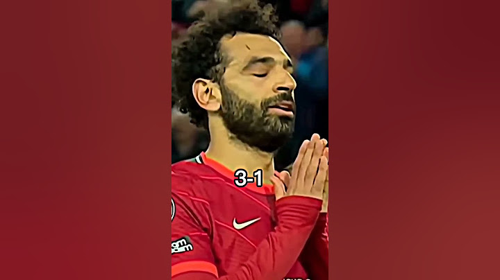 تصميم مقارنة بين صلاح ولاعبين برشلونة و ريال مدريد ومانشستر سيتي