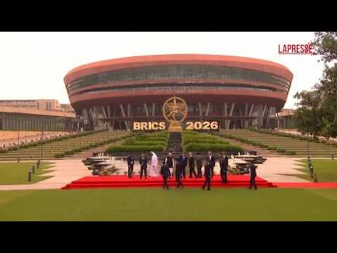 Video Vertice Brics, la foto di gruppo dei leader riuniti a Nuova Delhi