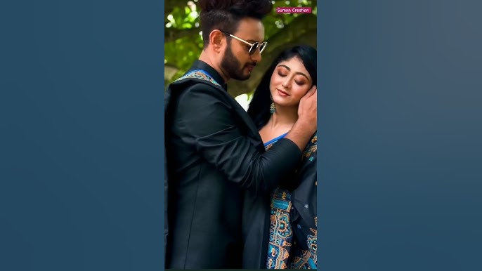 Chiroyli joja katta xorozni toplarigacha itaradi va u zavq oladi