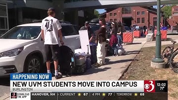 Hundreds of first-year UVM students arrive on campus