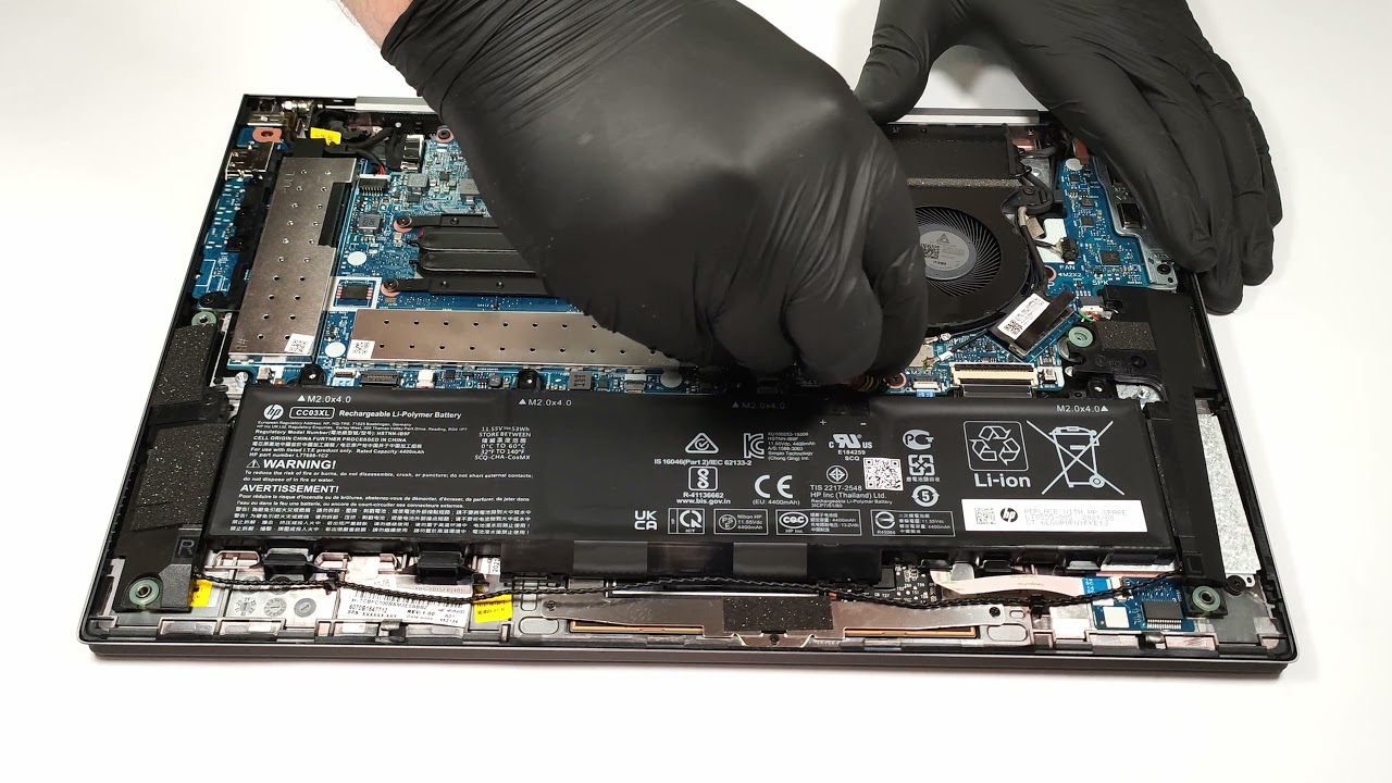 🛠️ HP ZBook Firefly 14 G8 - disassembly and upgrade options - YouTube