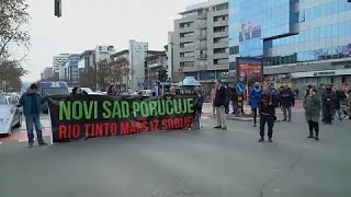 Útzárak Szerbia-szerte a lítiumbányászat terve miatt