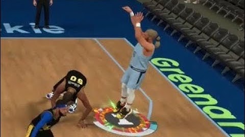 BEST BIG MAN BUILD NBA 2K20 | Does it ALL