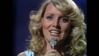 Anne-Karine Strøm - The First Day of Love (Eurovision Song Contest 1974, NORWAY) Resimi