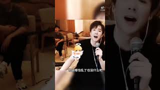 大飞阿卓我乱不下的手，你们别多想了 #liuyuning #刘宇宁 #搞笑