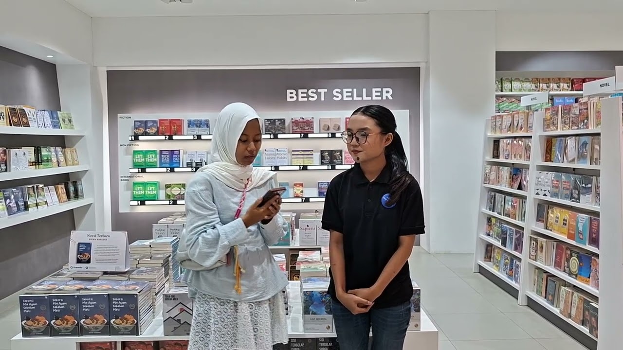 Dari Pelajar hingga Dewasa, Gramedia Jadi Pilihan Pencinta Buku - Tugas Bahasa Indonesia 