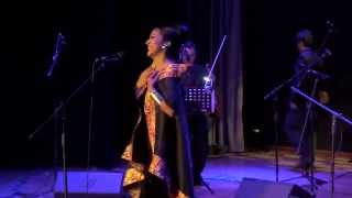 Miniatura del video "Sylvia Falcón - Kuntur Kuntur (en concierto)"