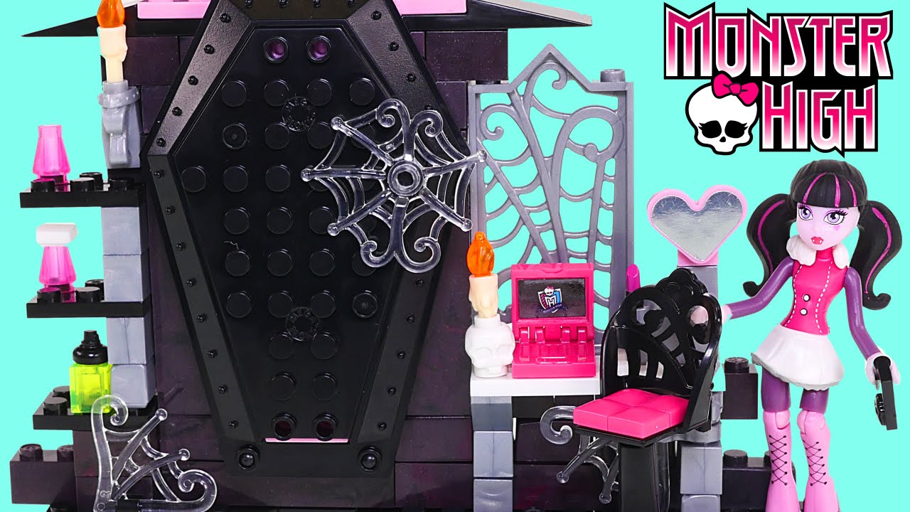 endnu engang sø historisk Monster High LEGO Draculaura's Room and Cleo De Niles Vanity Mini Doll  Playsets Unboxing DCTC - YouTube