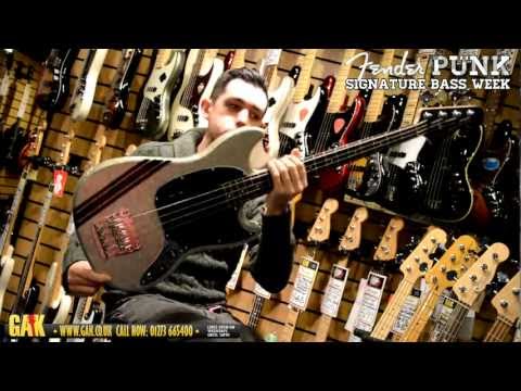 squier---mikey-way-(my-chemical-romance)-mustang-bass-demo-at-gak!