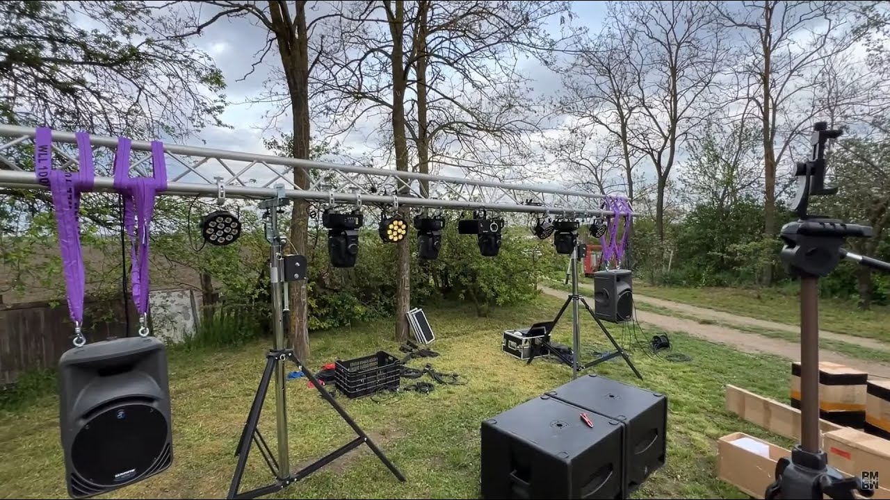 Össze raktam végre a traverz elemeket, meg mindent ami van.