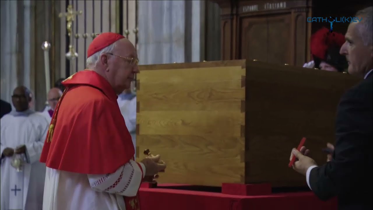 🚨 Il rito della Tumulazione del feretro di Papa Francesco