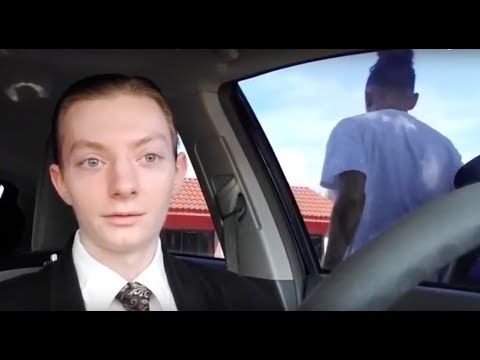 reviewbrah-is-interrupted-and-distracted-by-other-customers