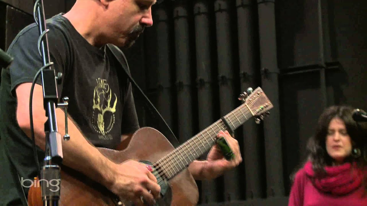 Guarda Tony Furtado - Oh Berta, Berta (Bing Lounge) su YouTube Guarda Tony Furtado - Oh Berta, Berta (Bing Lounge) su YouTube