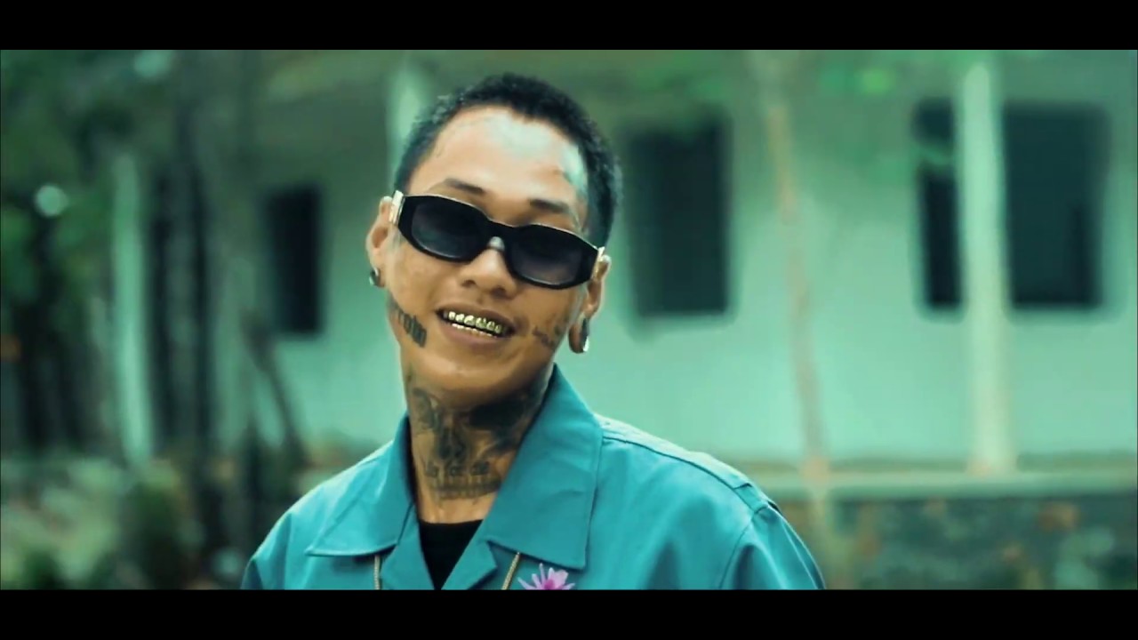 4T5 - She Lies ( នាងកុហក ) [Official Music Video] - YouTube
