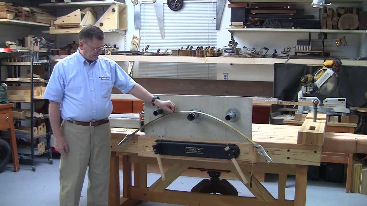 FOSTER WORKBENCH - using the VERITAS® twinscrew vise to hold the heat bending fixture