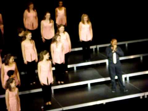 McKinley Middle School show choir's Shawndell Young