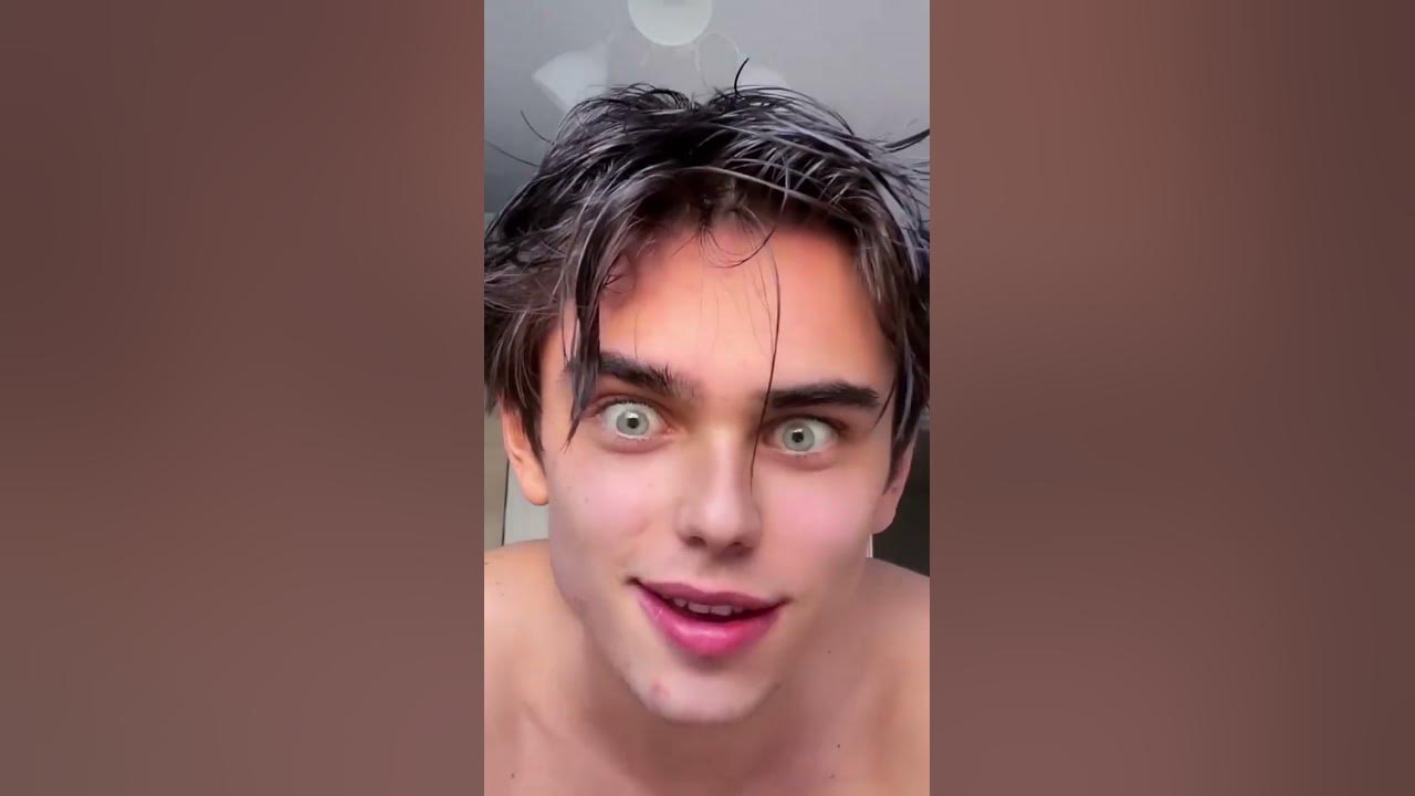 НОВАЯ ДЕВУШКА МАРКА А4 ! Секреты А4 - YouTube