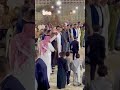مو كل من مشى وياك صاحب ولا كل من يدق الصدر قدها عندك ناس تعشق بطولات وذرة من الشرف ماتلقى عدها سحاب