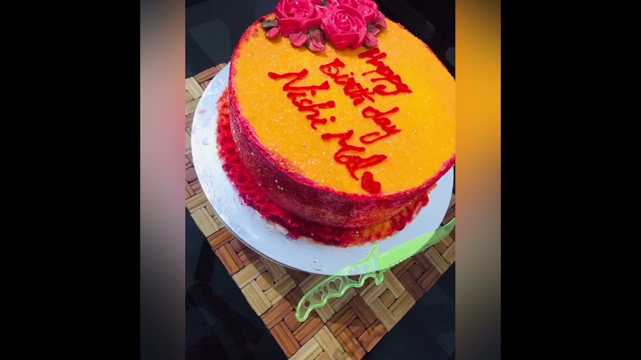 Edible glitter cake decoration idea  
//pls subscribe //and share like//