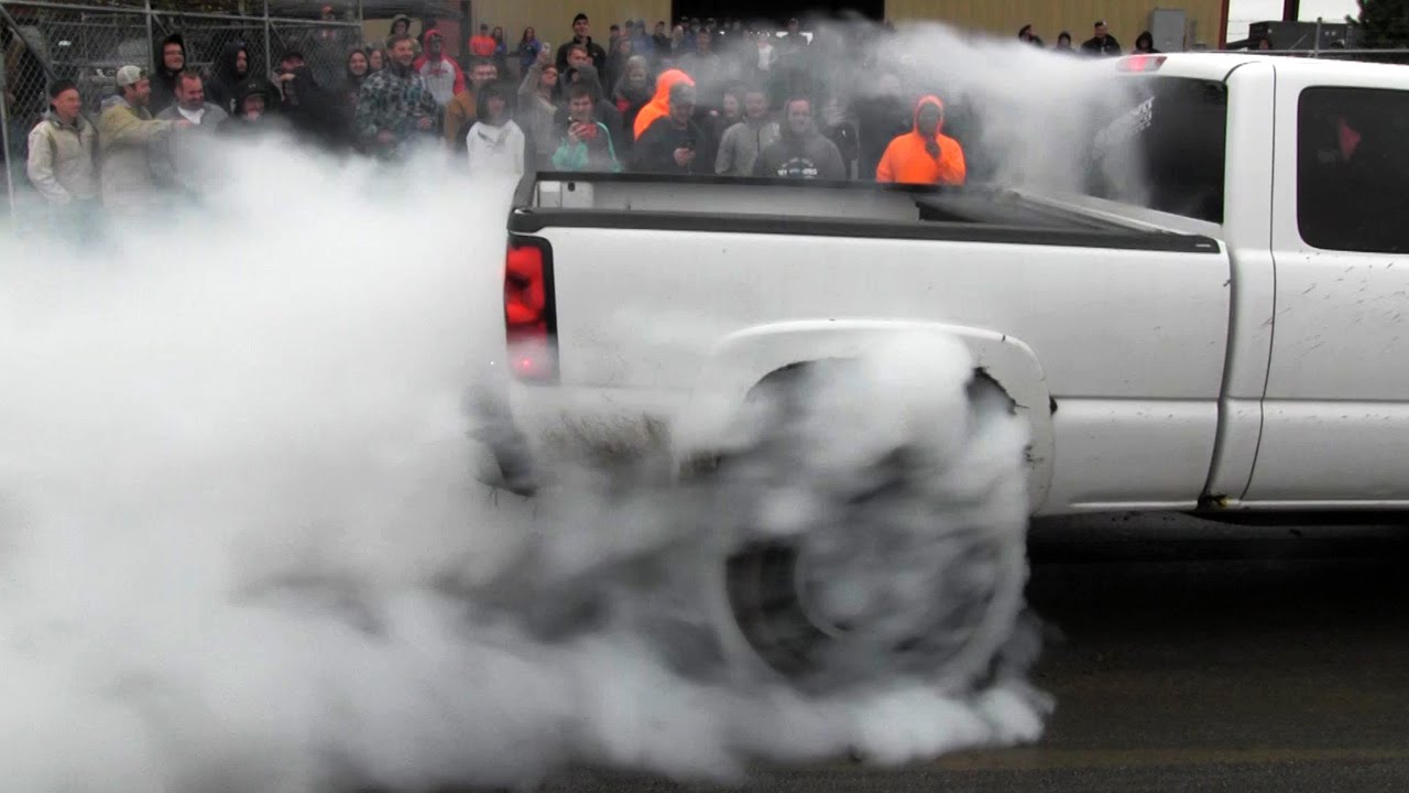 EPIC Burning Rubber & Tossin' Mud Burnout Video! YouTube