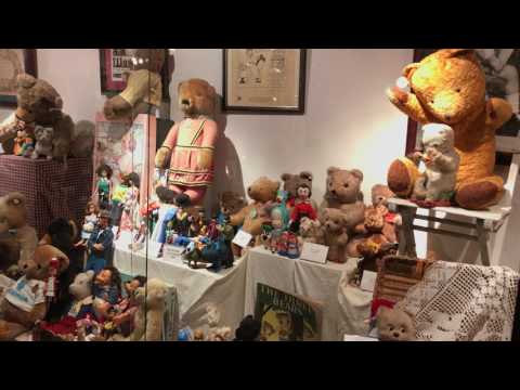 1000 Little Fluffy Guys - Takayama Teddy Bear Museum