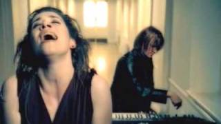Frou Frou - Must Be Dreaming (Official Music Video) chords