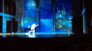 Swan Lake - Rothbart enchants the White Swan