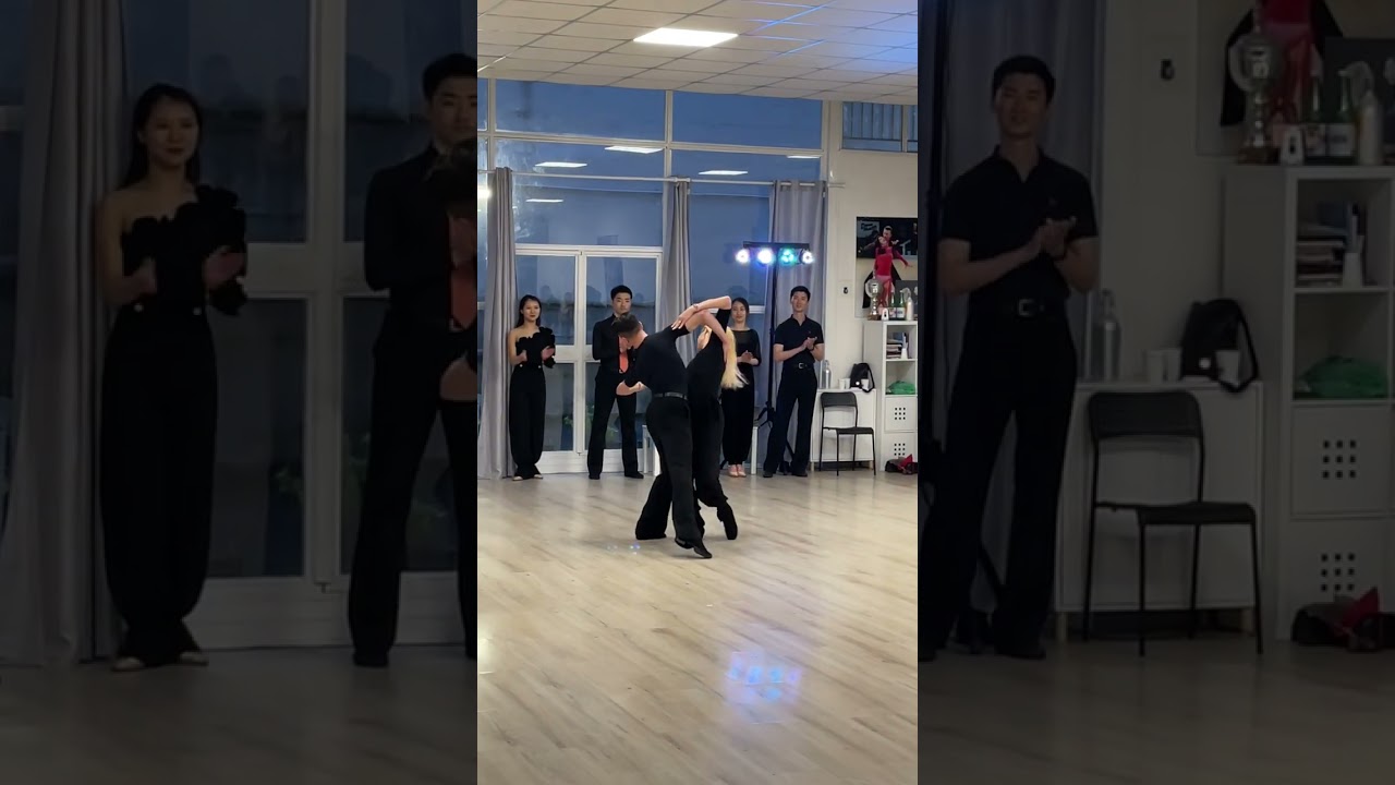 Andrea e Sara Ghigiarelli Waltz