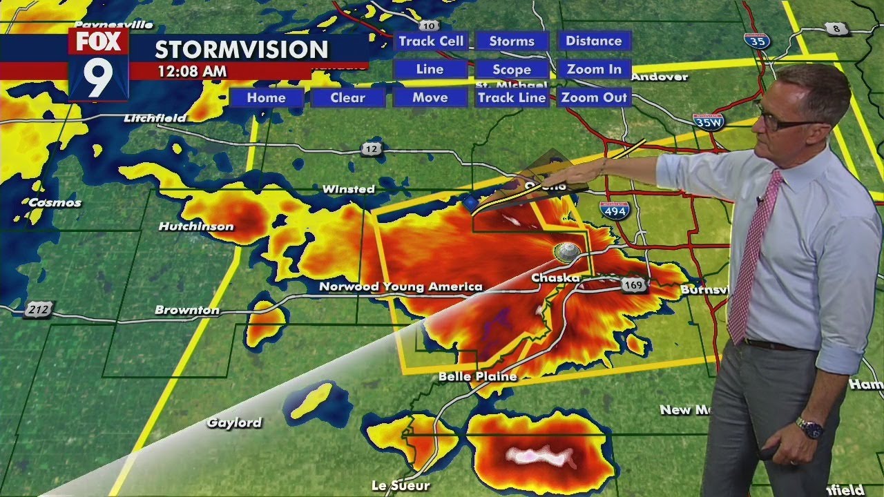 Tracking strong storms moving into Twin Cities metro - YouTube