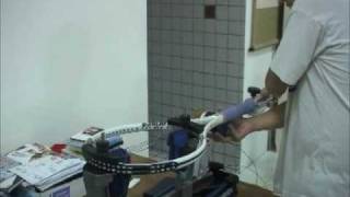 Tennis Racquet Stringing 4: Stringing The Mains
