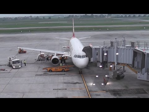 Video: Hong Kong Airlines là nhà ga nào?