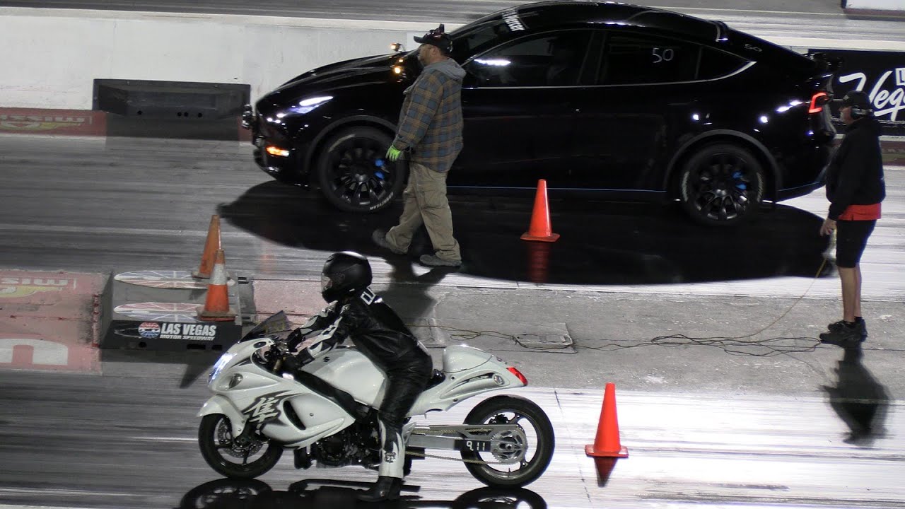 Hayabusa vs Tesla
