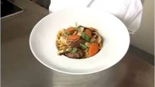 Recette de sauté de boeuf aux légumes et nouilles chinoises