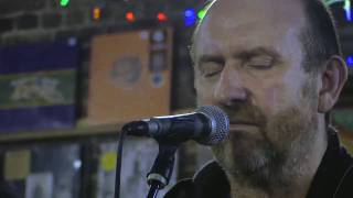 Colin Hay at Grimey's - Overkill chords