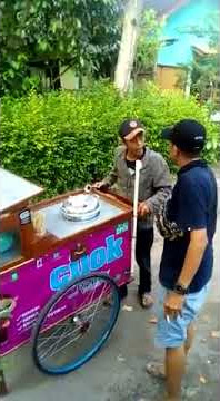 Bakul cilok lucu