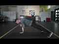Strengthening the core: Shoulder plank