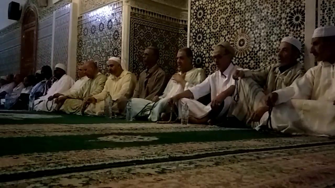 Dzikir wadzifah toriqoh tijani di kota fes