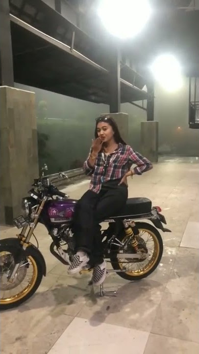 review cb camel bareng cewek sexy