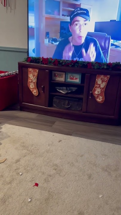 what-does-my-dog-think-of-jlr-check-it-out-dog-goldenretriever