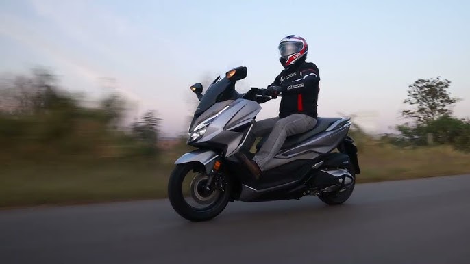 Teste: Honda Forza 350 é scooter tailandês de quase R$ 50 mil com