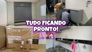 MEU PAINEL RIPADO FOI INSTALADO 🥹💖 COMEÇOU MONTAR A COZINHA 🙏🏼 COMPRAS DA CASA NOVA 😍