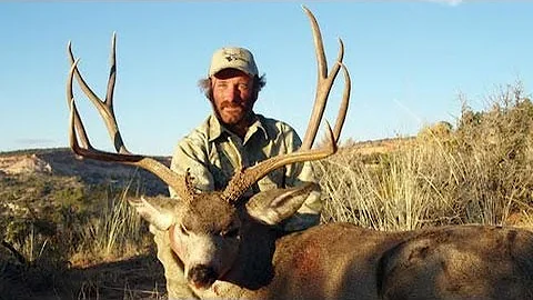Paunsaugunt Muzzleloader Mule Deer Hunt - Jeff Binsacca - MossBack