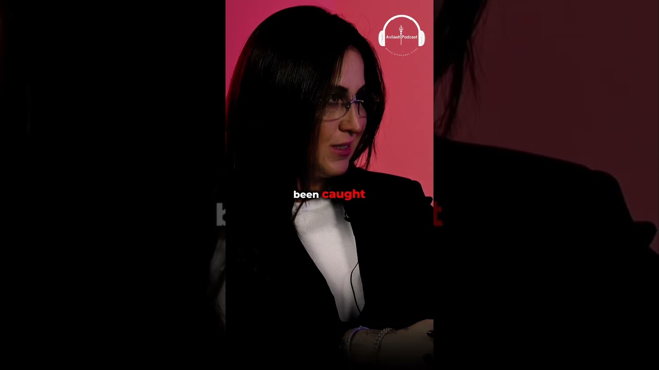 Self-Defense in Canada - What Weapons Are Legal? | Top Criminal Defense Lawyer | Avilash Podcast 23