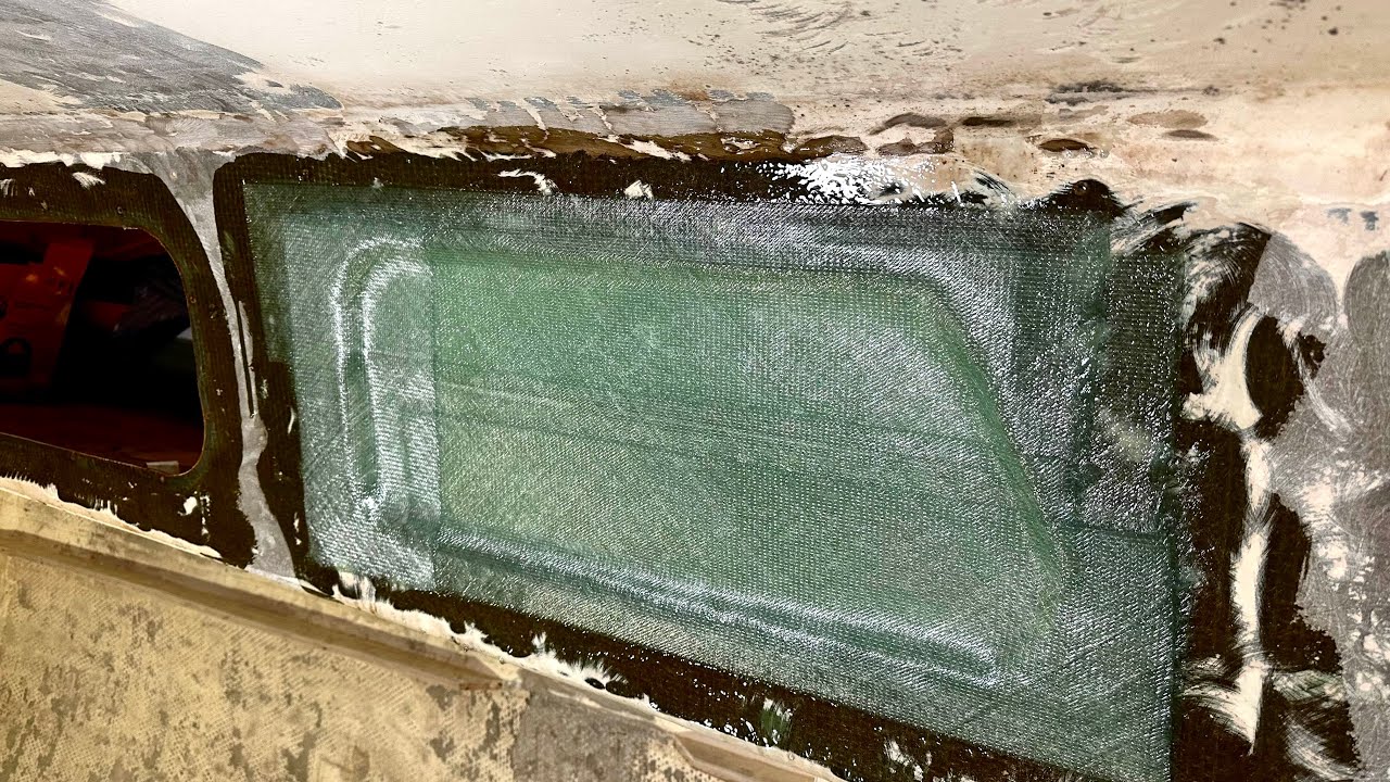 ⁣[How to] Seal Windows in a Project Boat | Windpuff's Rebuild [S1 Ep 27]