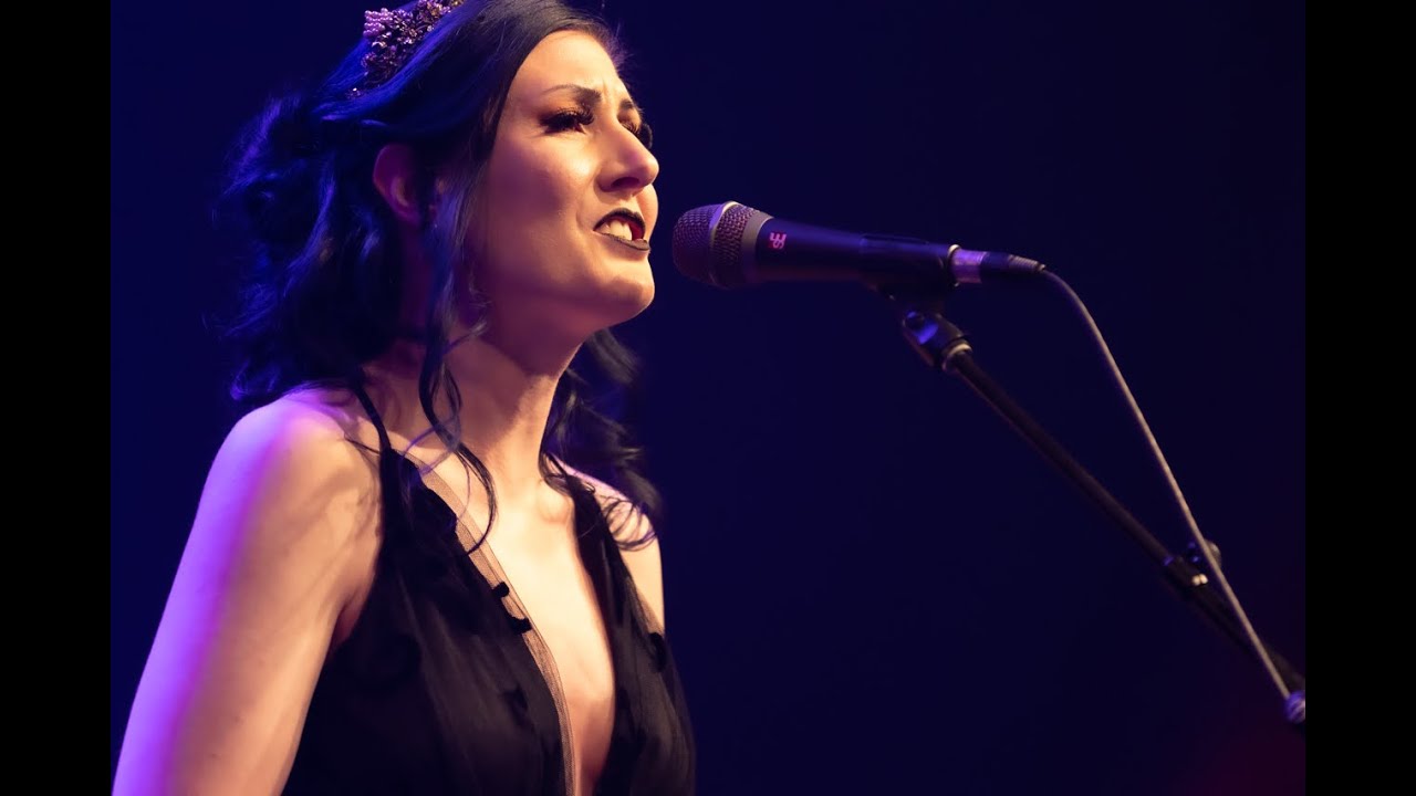 Twin Flame - Lindsay Schoolcraft - Live performance at The OMAs 2022 Award Show