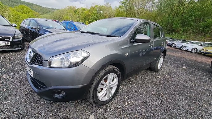 2011 Nissan Qashqai 1.5 DCI N-Tec - Start up and in-depth tour