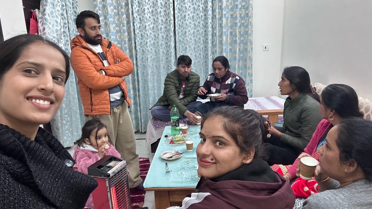 Behan Ko Mila Surprise 😲||Dusre Ghar Pe Manaya New Year Party 2026🥳।। नव वर्ष की बधाई✨ 