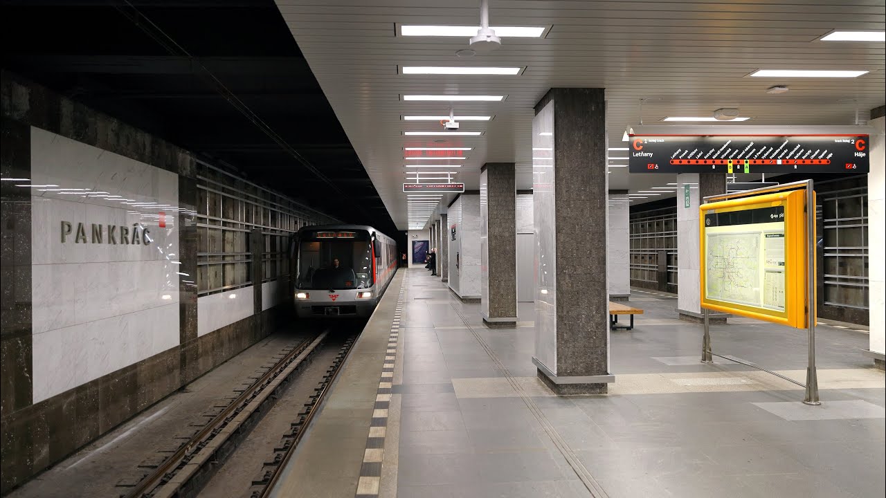 Prague metro: Pankrác station has reopened. Stanice Pankrác v pražském metru je znovu otevřena