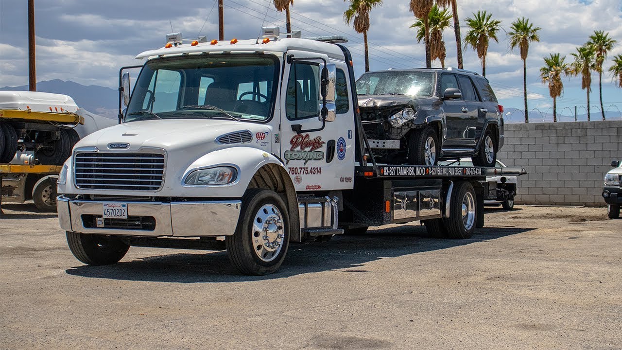 Towing Wrecked Car On A Flatbed - YouTube