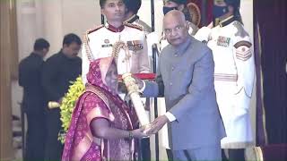 President Kovind presents Padma Shri to Smt. Dulari Devi for Art